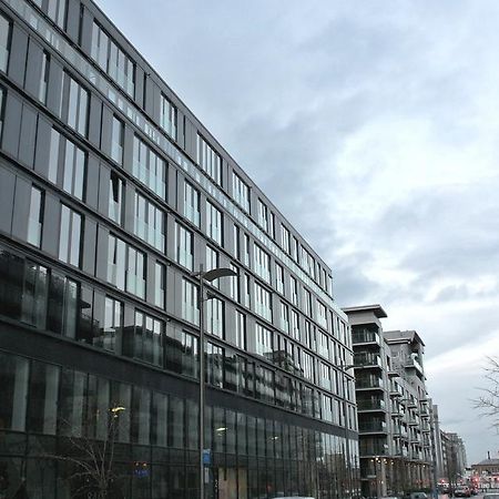 Your Base Dublin - Grand Canal Square Extérieur photo