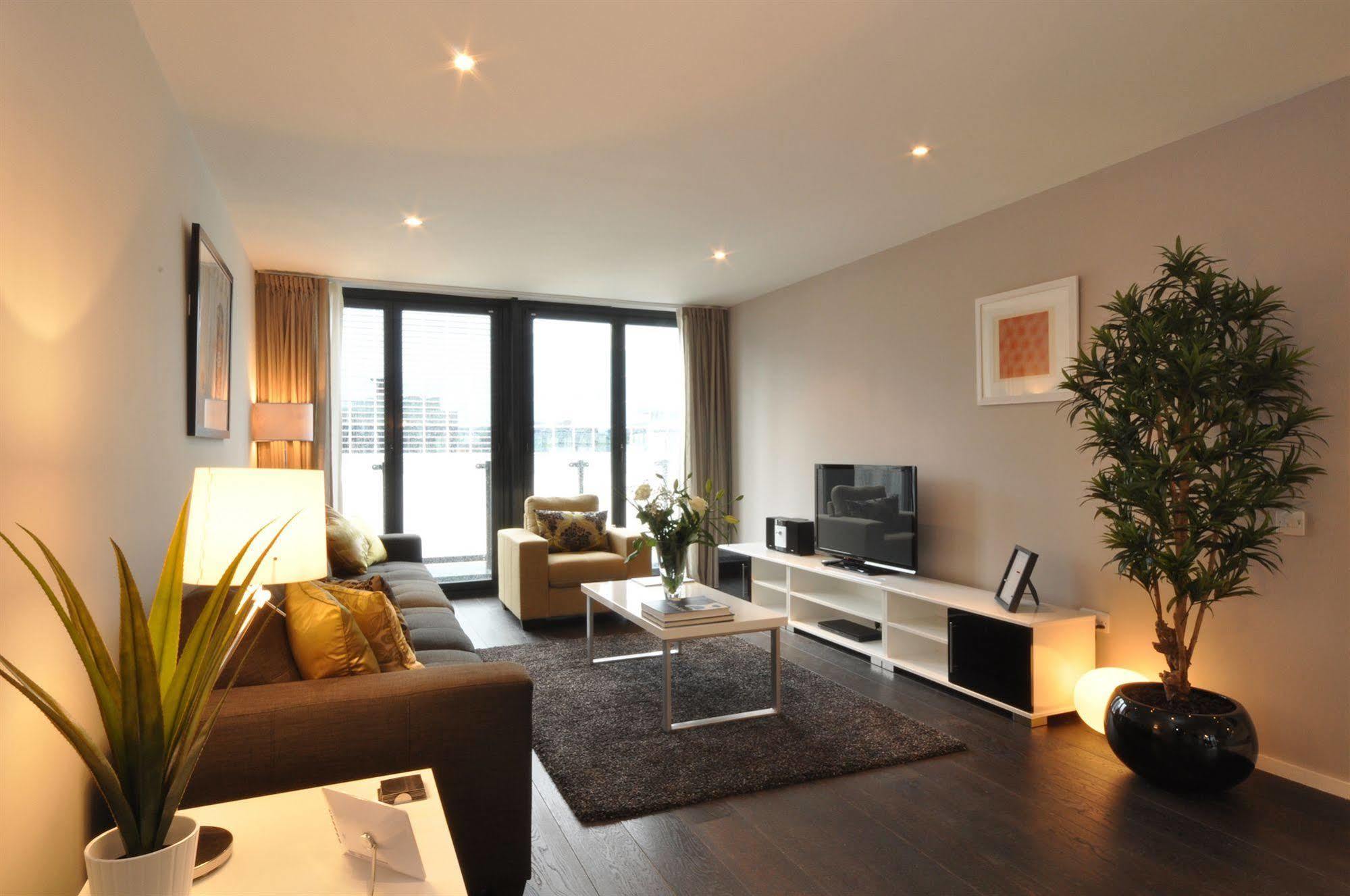 Your Base Dublin - Grand Canal Square Extérieur photo